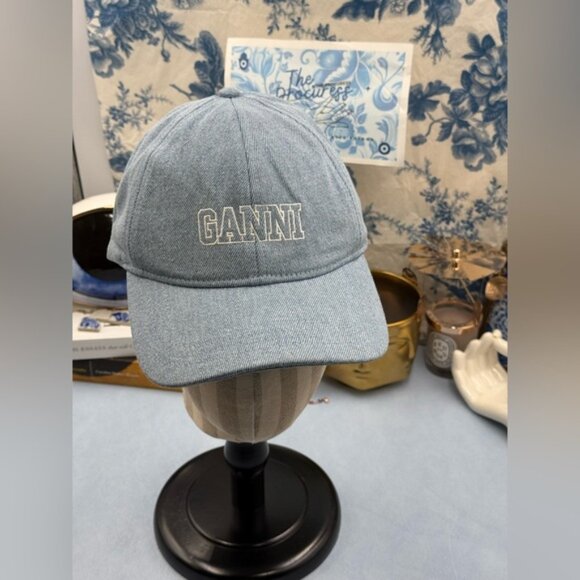 🆕 GANNI 🧿 NWT White Logo Embroidered Blue Denim Baseball Cap, Woman's Hat - Picture 3 of 14